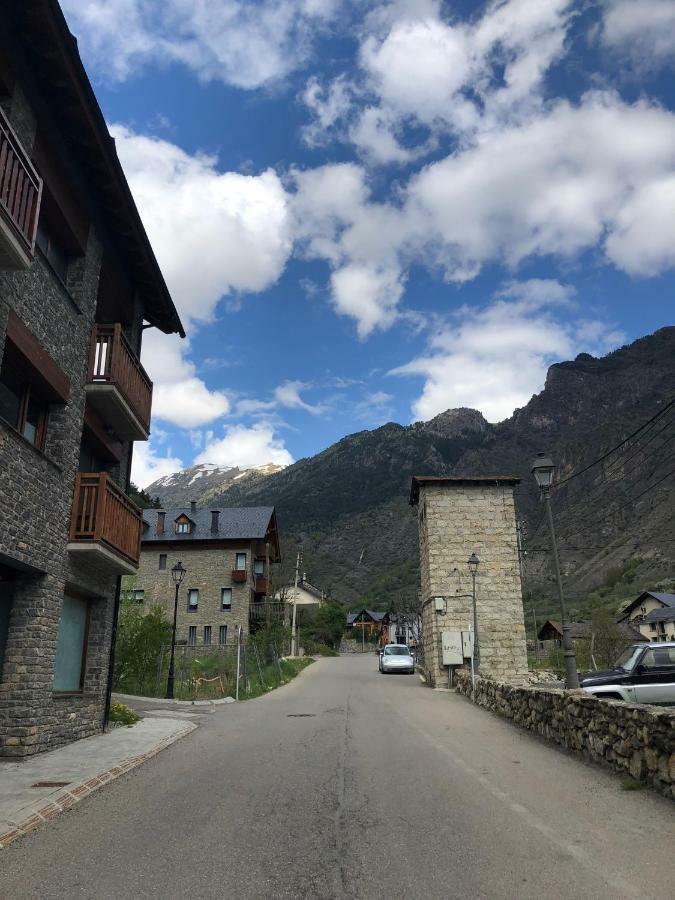 Le Petit Espot Lägenhet Exteriör bild